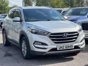 2016 Hyundai Tucson 2.0 Crdi Se Nav Auto 4WD Euro 6 5dr in Silver — image 4