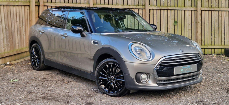 2015 MINI Clubman 2.0 Cooper D Euro 6 (s/s) 6dr in Silver — image 1