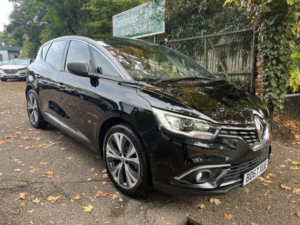 2017 Renault Scenic 1.2 Dynamique S Nav Tce 130 in Black — image 3