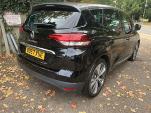 2017 Renault Scenic 1.2 Dynamique S Nav Tce 130 in Black — image 5
