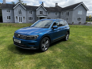 2018 Volkswagen Tiguan 2.0 Tdi Sel R Line Spec In Blue,pan Roof,sat Nav,heated Seats,plus More Added. in Blue — image 2