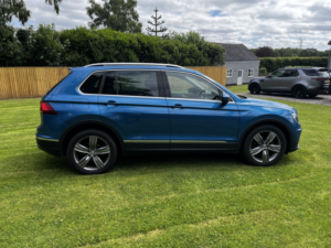 2018 Volkswagen Tiguan 2.0 Tdi Sel R Line Spec In Blue,pan Roof,sat Nav,heated Seats,plus More Added. in Blue — image 5