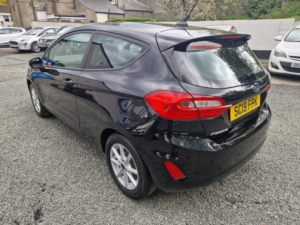 2019 Ford Fiesta 1.1 Ti-Vct Zetec in Black — image 5
