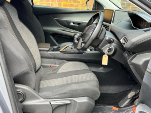 2018 Peugeot 3008 1.5 Bluehdi Active Euro 6 (s/s) 5dr in Grey — image 3