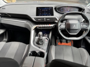 2018 Peugeot 3008 1.5 Bluehdi Active Euro 6 (s/s) 5dr in Grey — image 4