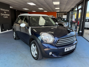 2013 MINI Countryman 1.6 Cooper Euro 6 (s/s) 5dr in Blue — image 3