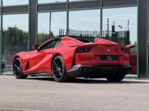 2021 Ferrari 812 Gts 6.5 V12 in Red — image 2