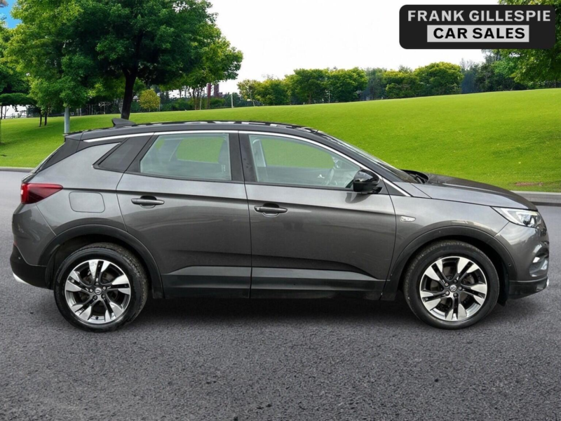 2019 Vauxhall Grandland X 1.2 Turbo Sport Nav Euro 6 (s/s) 5dr in Grey — image 1