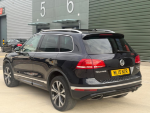 2015 Volkswagen Touareg 3.0 Tdi V6 Bluemotion Tech R-Line Tiptronic 4WD Euro 6 (s/s) 5dr in Blue — image 4