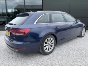 2016 Audi A4 Avant 2.0 Tdi Ultra Se in Blue — image 3