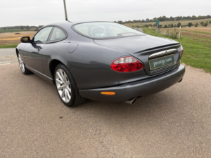 2004 Jaguar Xk8 4.2 in Grey — image 5