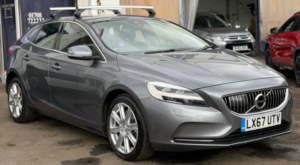 2017 Volvo V40