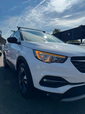 2018 Vauxhall Grandland X 1.2 Turbo Sport Nav Auto Euro 6 (s/s) 5dr in White — image 2