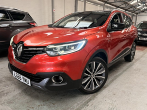 2016 Renault Kadjar 1.6 Signature Nav Dci 130 2WD in Red — image 2