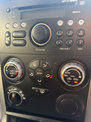 2009 Suzuki Grand Vitara 1.9 Ddis SUV 5dr Diesel Manual 4WD Euro 4 (129 Ps) in Black — image 2
