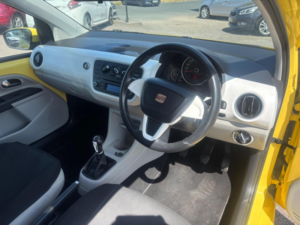 2012 SEAT Mii 1.0 12v Se Euro 5 3dr in Yellow — image 3