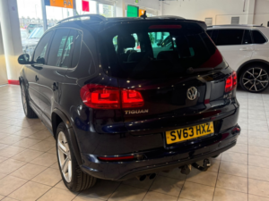 2013 Volkswagen Tiguan 2.0 Tdi Bluemotion Tech R-Line in Blue — image 6