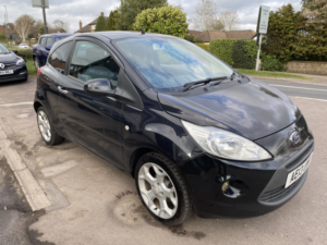 2013 Ford Ka 1.2 Titanium **£35 Road Tax** Alloys * Privacy Glass* Recent Cambelt Change* in Black — image 2