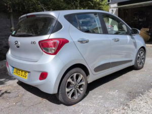 2015 Hyundai I10 1.2 Premium Se Euro 5 5dr in Silver — image 2