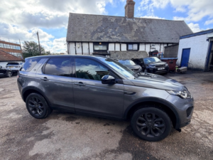 2018 Land Rover Discovery Sport Td4 Landmark in Grey — image 5