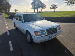 1995 Mercedes-Benz 220