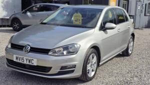 2015 Volkswagen Golf 1.6 Tdi Bluemotion Tech Match DSG Euro 5 (s/s) 5dr in Silver — image 3