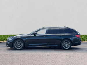 2020 BMW 5 Series 2.0 520d M Sport Touring 5dr Diesel Auto Euro 6 (s/s) (190 Ps) in Black — image 4