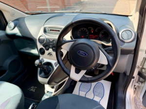 2013 Ford Ka 1.2 Zetec Euro 5 (s/s) 3dr in Silver — image 6