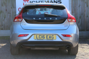 2016 Volvo V40 1.5 Inscription T3 in Silver — image 5