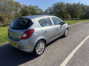 2012 Vauxhall Corsa 1.4 16v Active in Silver — image 3