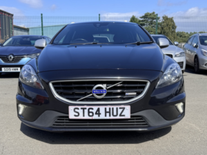 2014 Volvo V40 2.0 R-Design D4 (190hp) in Black — image 5