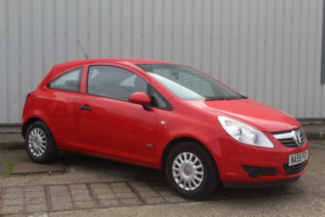 2009 Vauxhall Corsa 1.0 I 12v Life in Red — image 4