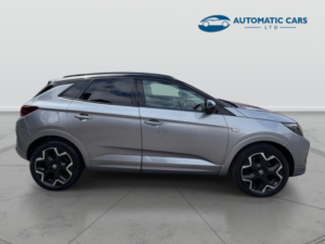 2023 Vauxhall Grandland Ultimate in Grey — image 5