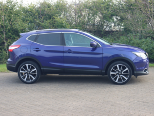 2017 Nissan Qashqai 1.5 Dci Tekna in Blue — image 2