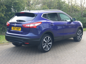 2017 Nissan Qashqai 1.5 Dci Tekna in Blue — image 3