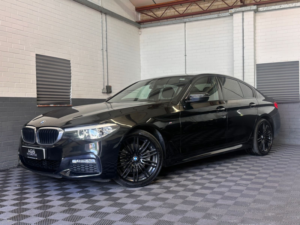 2017 BMW 5 Series 2.0 520d M Sport Saloon 4dr Diesel Auto Euro 6 (s/s) (190 Ps) in Black — image 2