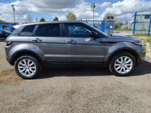 2015 Land Rover Range Rover Evoque 2.0 Td4 Se Tech in Grey — image 4