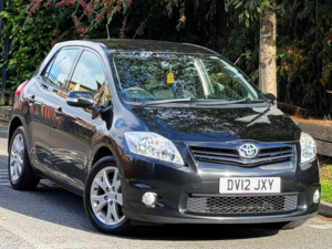 2012 Toyota Auris