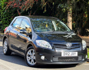 2012 Toyota Auris 1.6 V-Matic Colour Collection Hatchback 5dr Petrol Manual Euro 5 (132 Ps) in Black — image 3