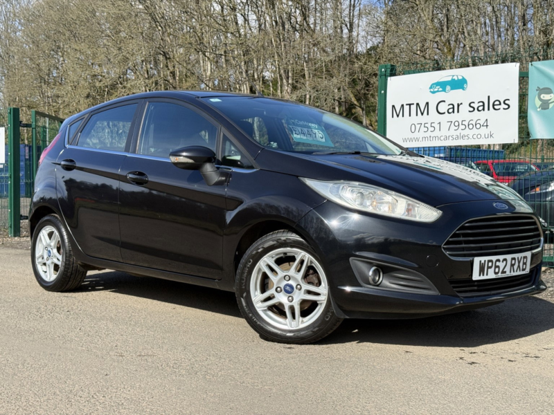 2013 Ford Fiesta 1.25 Zetec Hatchback 5dr Petrol Manual Euro 5 (82 Ps) in Multicolour — image 1