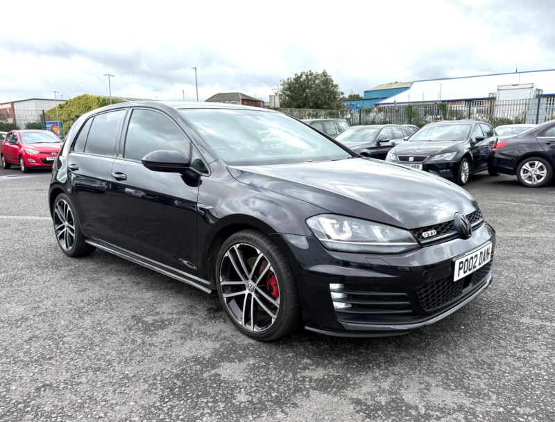 2016 Volkswagen Golf 2.0 Tdi Bluemotion Tech Gtd Euro 6 (s/s) 5dr in Black — image 1