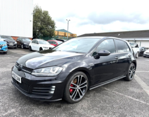 2016 Volkswagen Golf 2.0 Tdi Bluemotion Tech Gtd Euro 6 (s/s) 5dr in Black — image 3