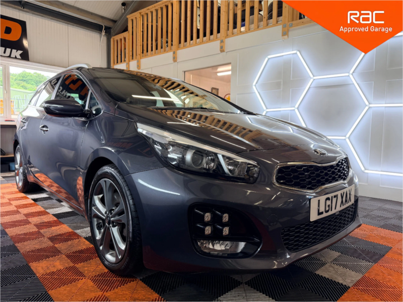2017 Kia Ceed 1.6 Crdi Gt-Line Sportswagon 5dr Diesel Manual Euro 6 (s/s) (134 Bhp) in Silver — image 1
