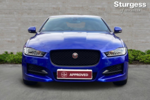 2017 Jaguar Xe 2.0i R-Sport Auto Euro 6 (s/s) 4dr in Blue — image 2