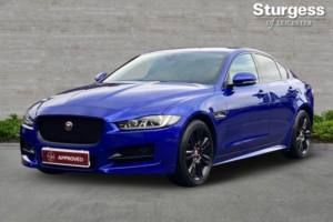 2017 Jaguar Xe 2.0i R-Sport Auto Euro 6 (s/s) 4dr in Blue — image 3