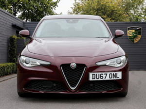 2017 Alfa Romeo Giulia 2.2 Td Super Auto Euro 6 (s/s) 4dr in Red — image 3