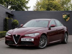 2017 Alfa Romeo Giulia 2.2 Td Super Auto Euro 6 (s/s) 4dr in Red — image 5
