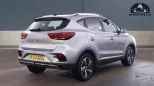 2022 MG MG Zs 51.1kwh Trophy Connect Auto 5dr in Silver — image 6