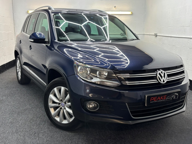 2014 Volkswagen Tiguan 2.0 Tdi 4motion Bluemotion Tech Match in Blue — image 1