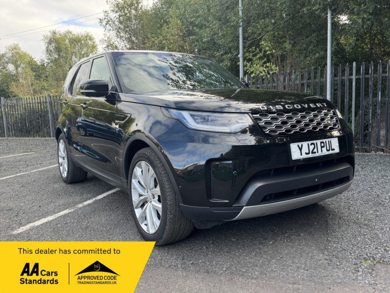 2021 Land Rover Discovery 3.0 D300 Mhev Se in Black — image 1